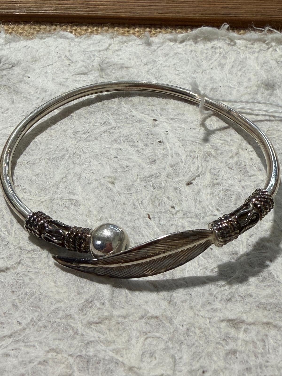 Silver Leaf Bangle