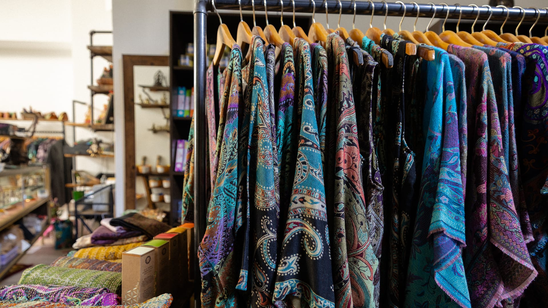 Indian Clothing: Vests, Jackets and Scarves