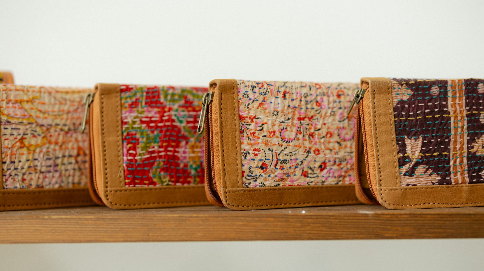 Taj Mahal Emporium incense