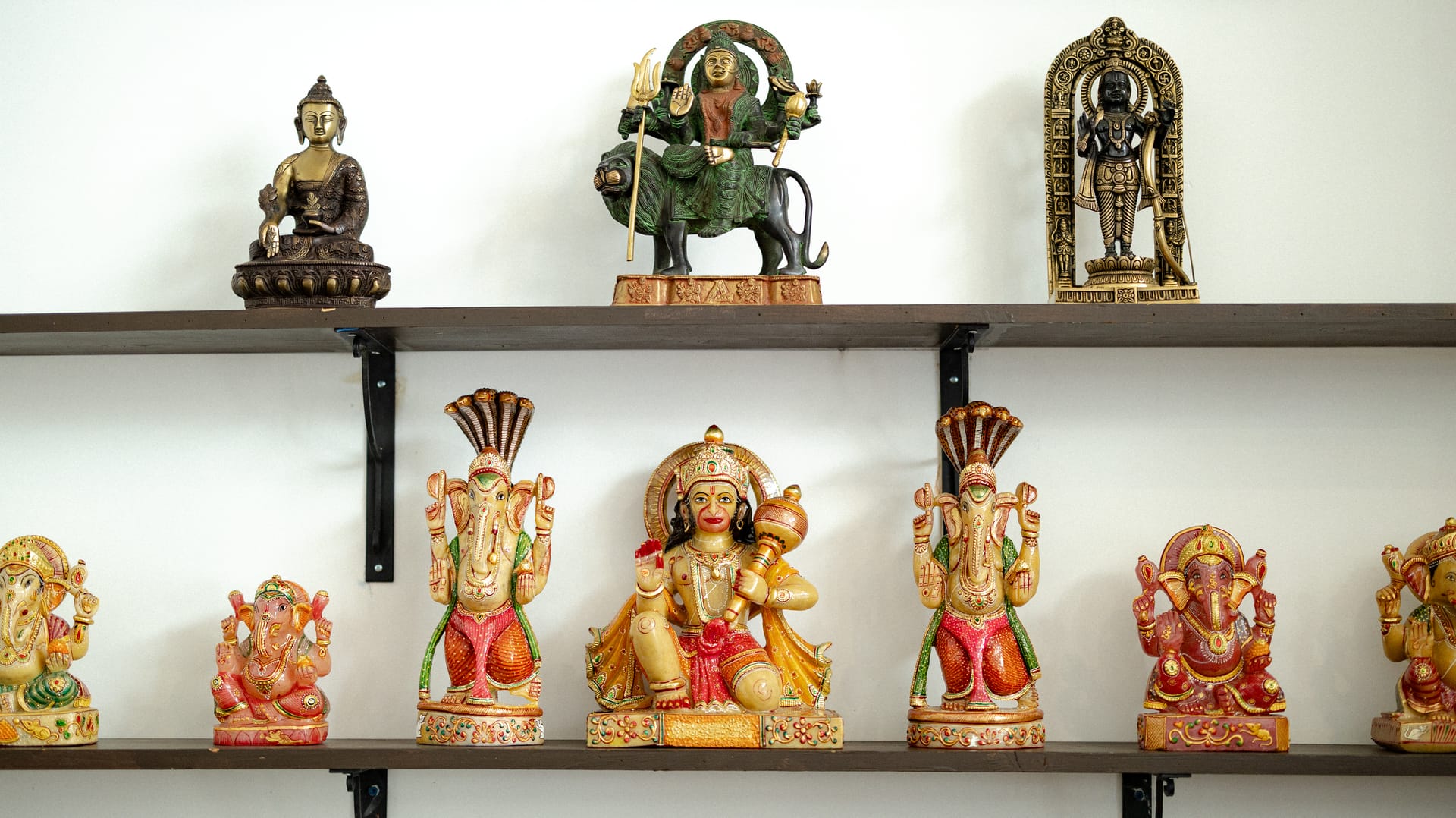 Taj Mahal Emporium decor